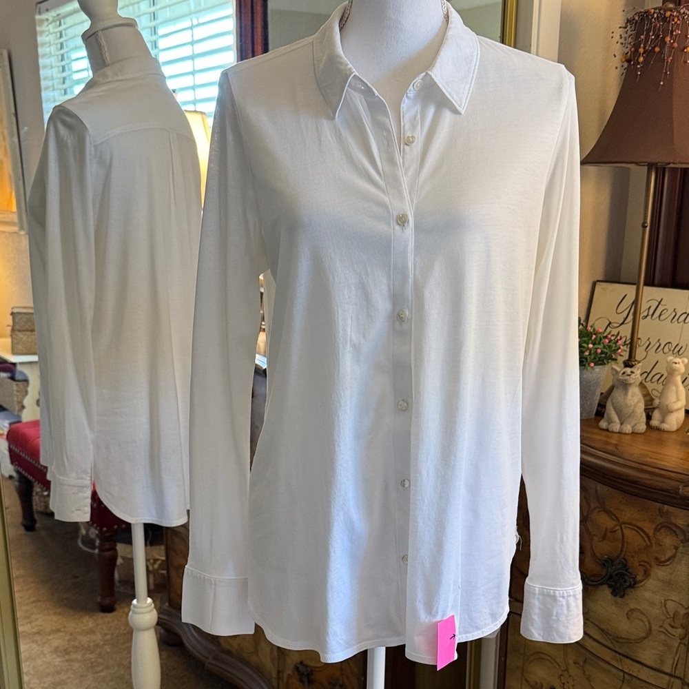 Eileen Fisher Elegant White Button-Up Cotton Shirt